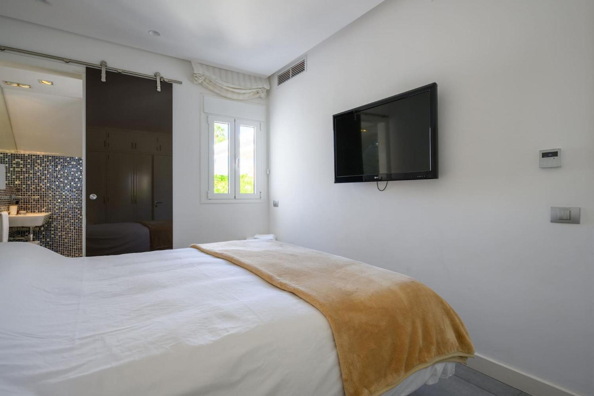 Farovela Suites Pasito Blanco Extérieur photo